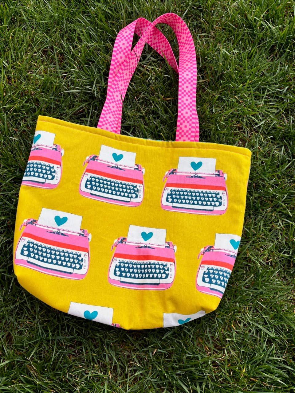 The Half Yard Tote Bag Pattern - Printed